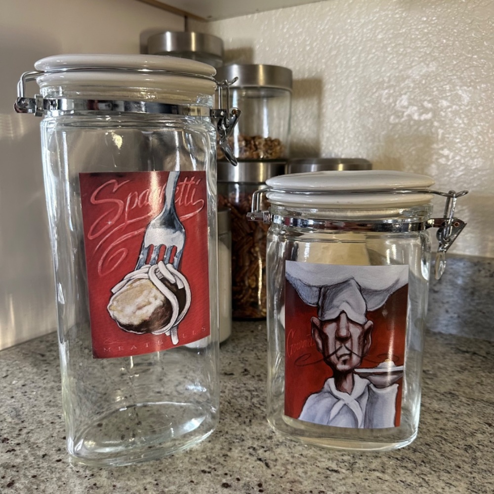 2pc Set Glass Containers Decorative Locking Jars Italian Chef/Spaghetti EUC